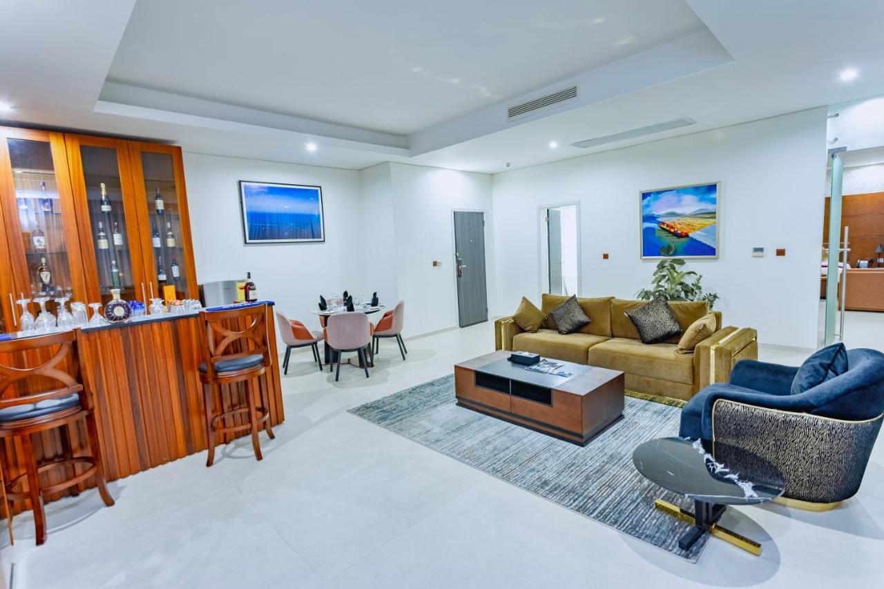 Alisa Hotel Tema Dış mekan fotoğraf